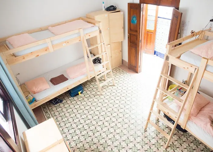 Lua Lua Palmas (adults Only) Hostel